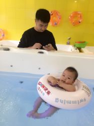 -爱婴岛婴儿游泳/推拿SPA馆(华南MALL店)