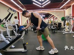 -英派斯健身旗舰店(海信国际中心馆)