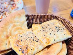 -怡妮新疆风味餐厅(东江湾路店)
