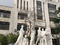 -沪东工人文化宫