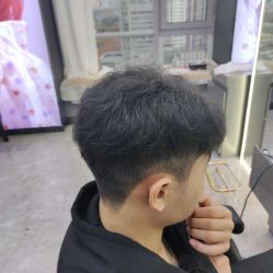 -藤野造型烫发染发