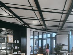 -瑰丽酒店·海吧·天际下午茶·现场DJ·天台酒吧