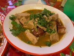 铁锅㸆豆腐-闯关东东北农家菜(崂山石老人店)