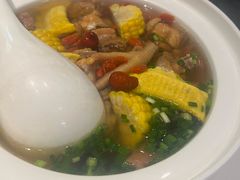 -江城小馆陕南妈妈菜·全球旅行餐厅(钟楼店)