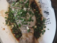 葱油鲈鱼-巷儿里餐厅·杭帮菜(信义坊店)