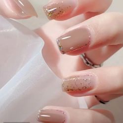 -悦指间美甲美睫