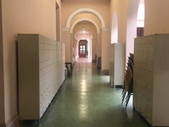-香港大学