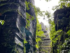 -梭布垭石林景区
