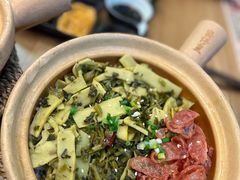 -煲仔皇腊味煲仔饭(经四万达店)