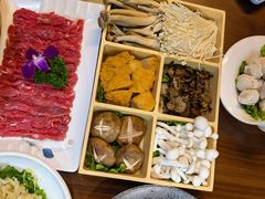 -爱新觉罗福臨火锅馆(万科滑雪场店)