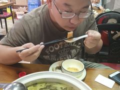 -重庆鸡公煲·青锅花椒鱼(牡丹江路店)