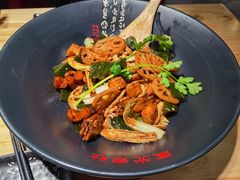 -风光老灶麻辣香锅(大成路翠微百货店)