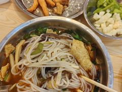 -柳州肥姨妈大骨螺蛳粉(东靖路店)