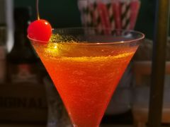 -艾乐空间主题私人影院(宝山万达店)