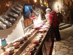 -老牌坊云南鱼豆花火锅(爱建店)
