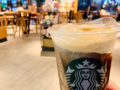 -星巴克臻选(莘庄仲盛店)