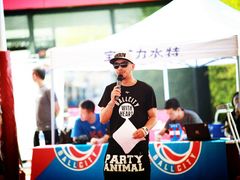-洛克公园·篮球·足球·羽毛球(莘庄店)