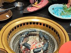 -山川小町·极番烧肉(新地假日广场店)