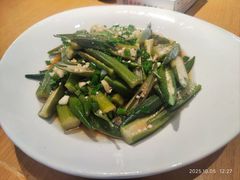 -头上红煨盐鸡·非遗院子餐厅
