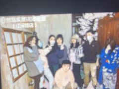 -荒岛实景沉浸密室(江汉路1店)