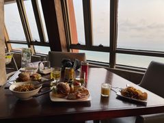 -三亚湾海居铂尔曼度假酒店