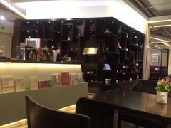 良友书坊·有度空间-良友书坊(安徽路店)
