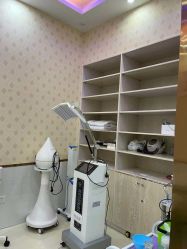 -苗医生专业祛痘·皮肤管理