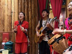 -老滇山寨•云南特色菜•地方菜•民族风情歌舞表演(金碧店)