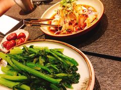 羊毛工镇凉皮-丝路金桃·新疆菜(徐汇店)