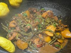 -锅老头海鲜铁锅炖