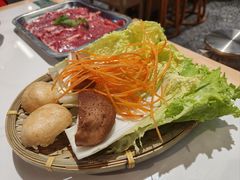 -王奋斗贵州酸汤牛肉火锅