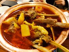 -毛辣果·贵州红酸汤牛肉火锅(西单店)
