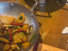 -隔壁老王·家常云南菜(花巷店)