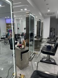 -Coo Hair salon