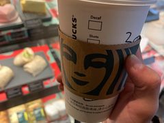 -星巴克(杭州湖滨银泰E区店)