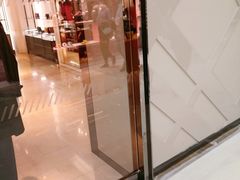 -BURBERRY(上海港汇恒隆广场店)