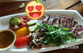 Grilled Steak with Roasted Vegetables