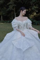 -Renee芮亦婚纱(原丽莎)