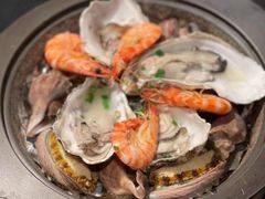 石锅原汁海鲜汇-鲁采LU STYLE(新天地店)