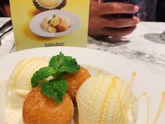 香脆榴莲蛋-关夫人餐厅(阳光广场店)