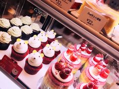 -巴黎贝甜(大宁国际商业广场店)
