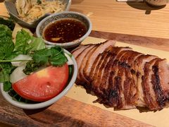 烧猪颈肉-大头虾越式风味餐厅(光明广场店)