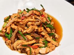 -吃饭皇帝大土家民族菜(荟聚店)