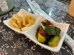 -八两八金·莱芜特色炒鸡(市南漳浦路店)