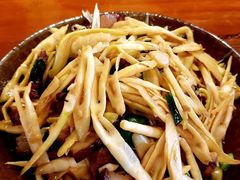 -苗湘食府(十年店)