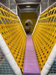 -开心巴士(世纪东方商业广场店)