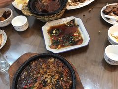 -临街徽菜馆·正宗黄山味
