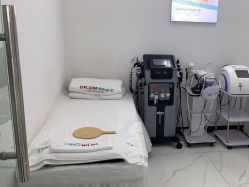 -痘敏医生专业祛痘连锁