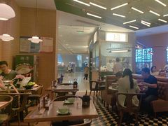 -潮界(LU·ONE凯德晶萃广场店)