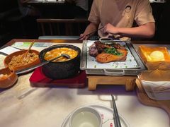 -绿茶餐厅(松江万达店)